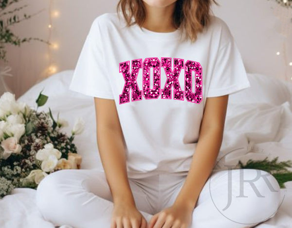 XOXO Pink Faux Sequin :: T-Shirt